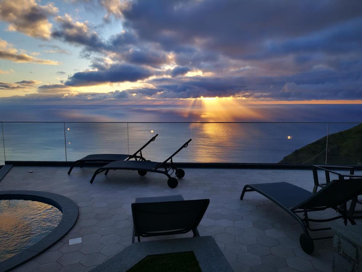 The Cliffhouse By Lovelystay Faja da Ovelha ภายนอก รูปภาพ